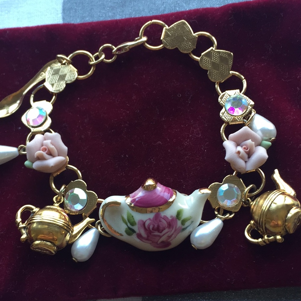 Sweet Tea Themed Bracelet